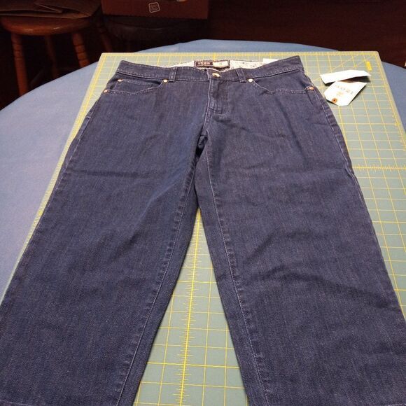 NWT IZOD Just Right Crop pants - Picture 1 of 7